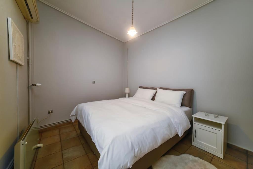 Myrto-Apartments-Атина Екстериор снимка