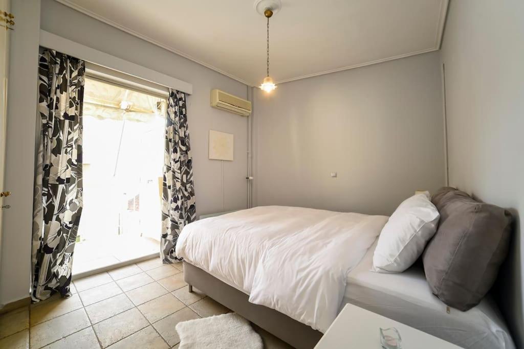 Myrto-Apartments-Атина Екстериор снимка