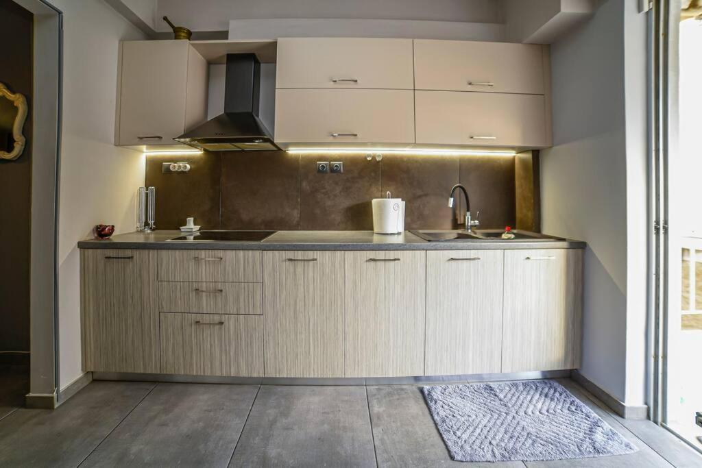 Myrto-Apartments-Атина Екстериор снимка
